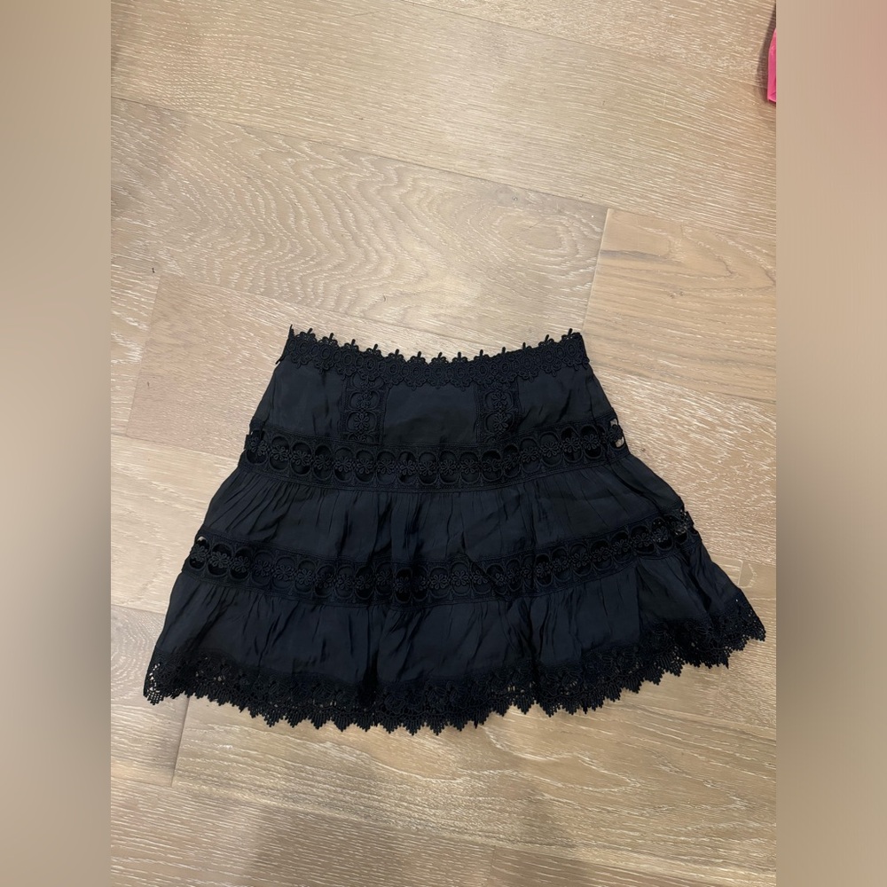 Elan Small Black Lace Skirt. 🖤⚡️